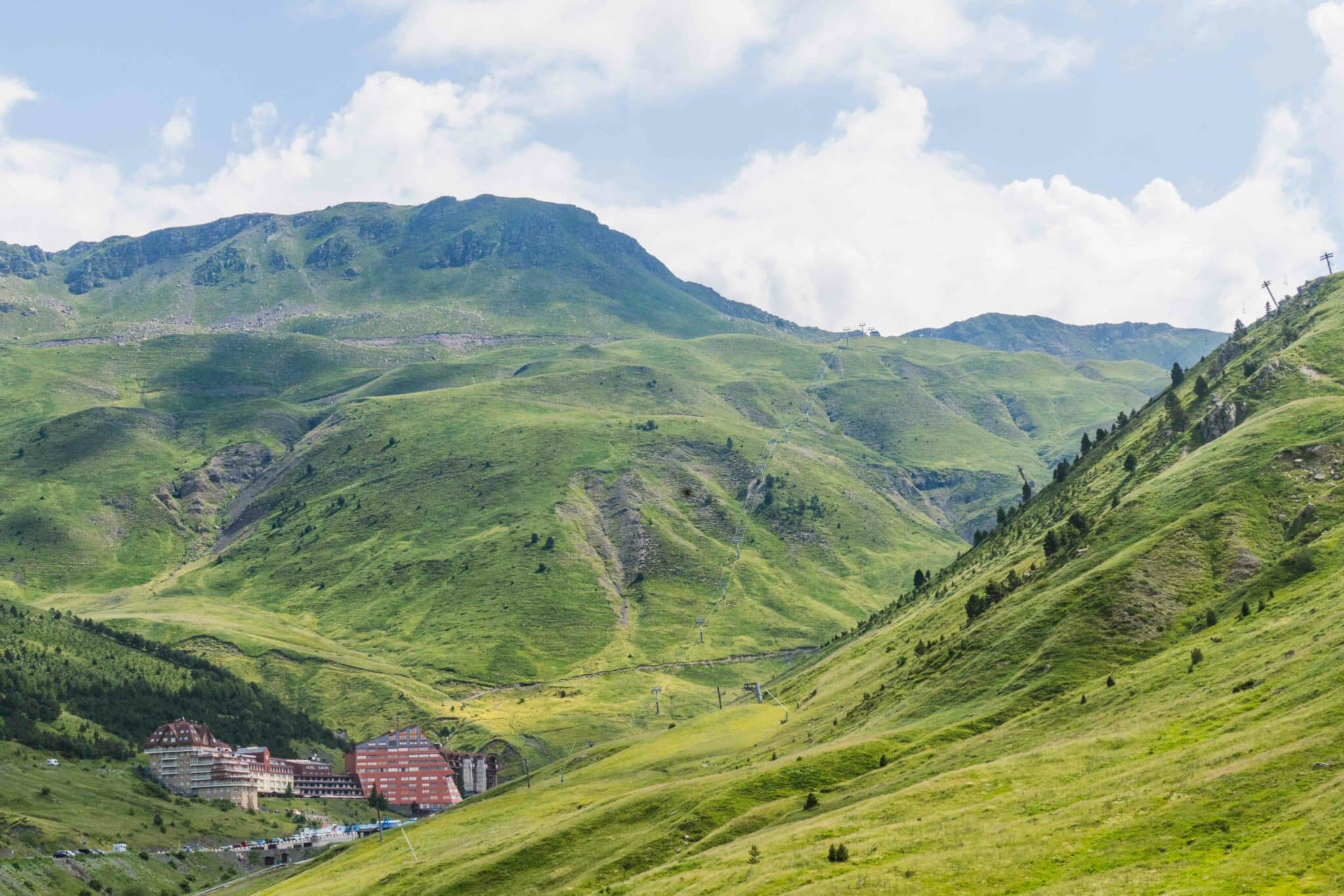 Astún en verano: astun estacion verano 3