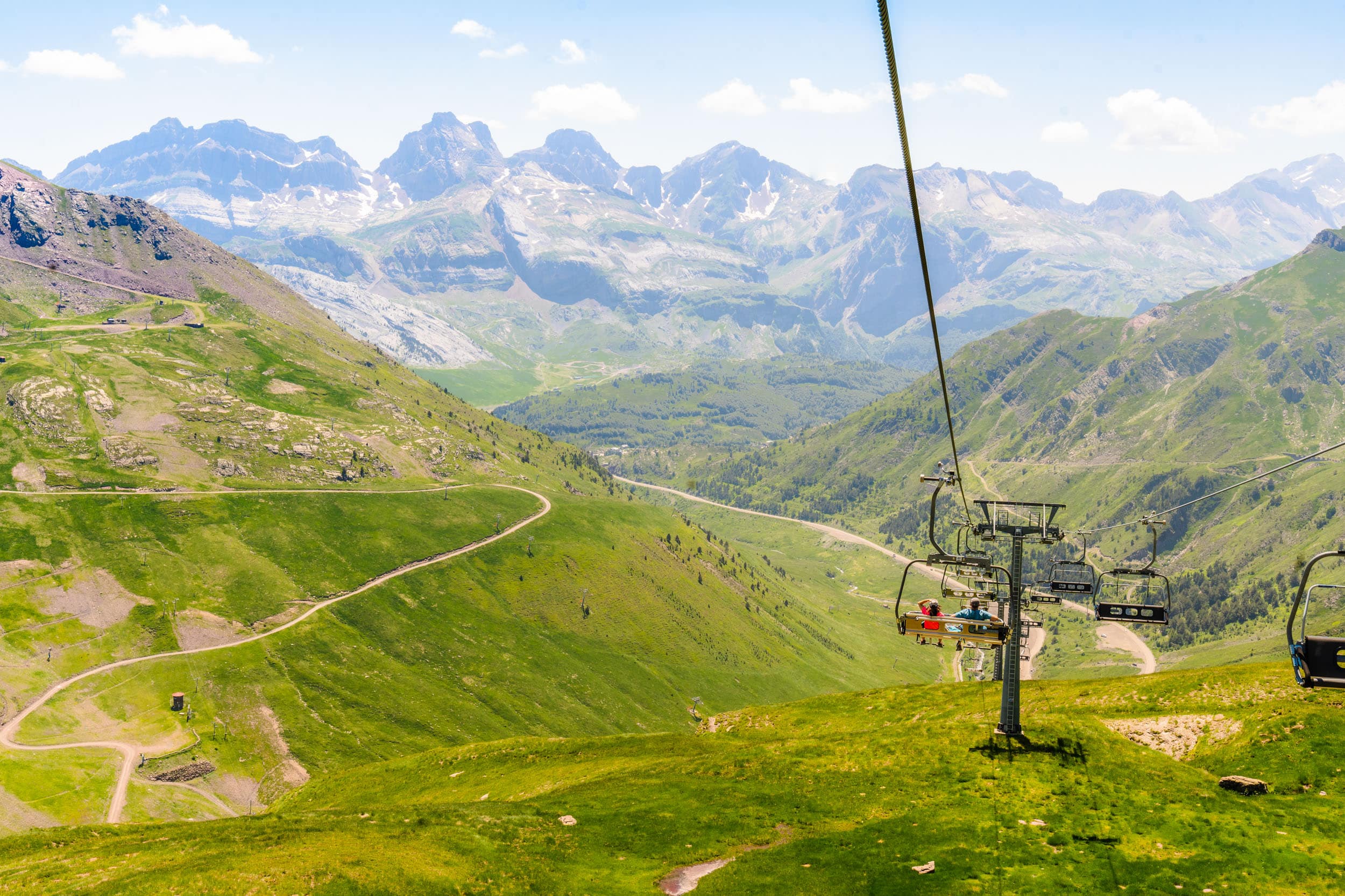Astún en verano: Telesilla Los Lagos 1 localredes-4