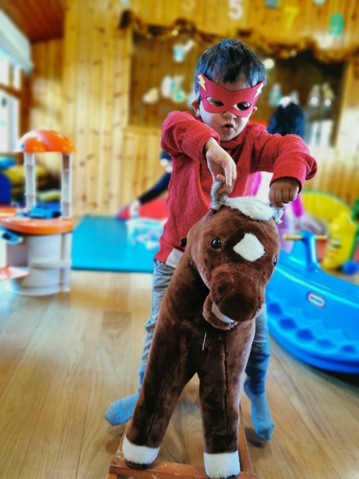 Astún en verano: Guardería en Astún 3 Guardería en Astún